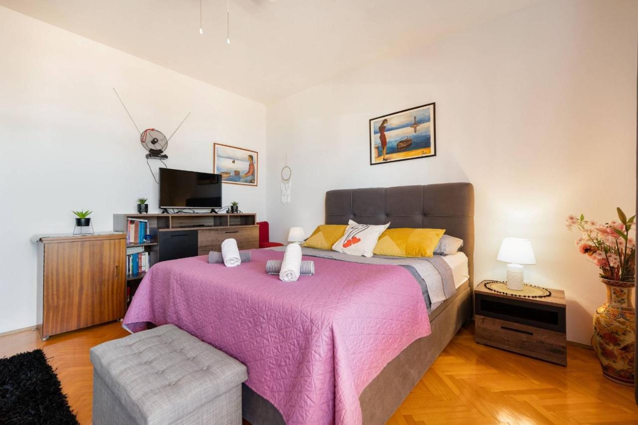 Apartment Lotus Трогір Екстер'єр фото