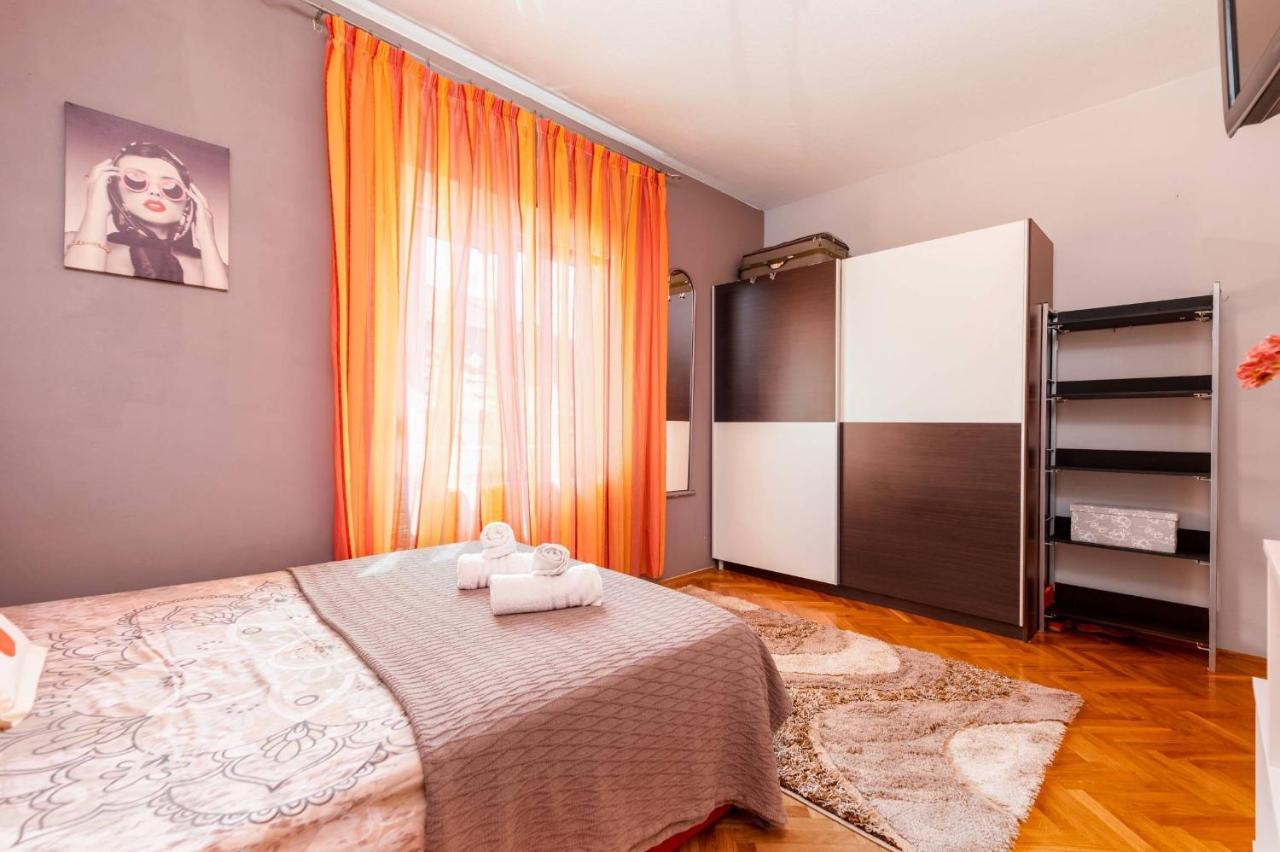 Apartment Lotus Трогір Екстер'єр фото