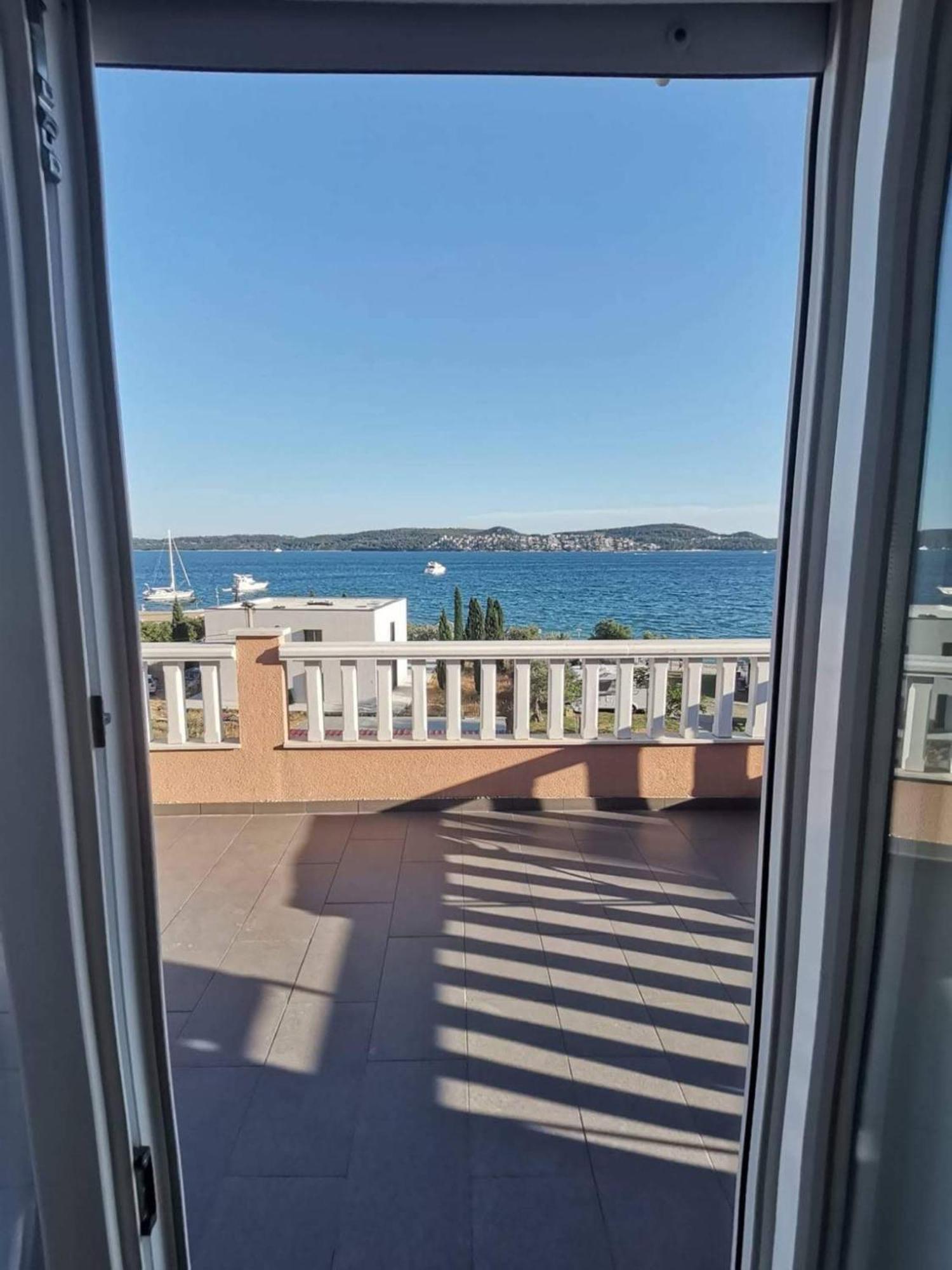 Apartment Lotus Трогір Номер фото