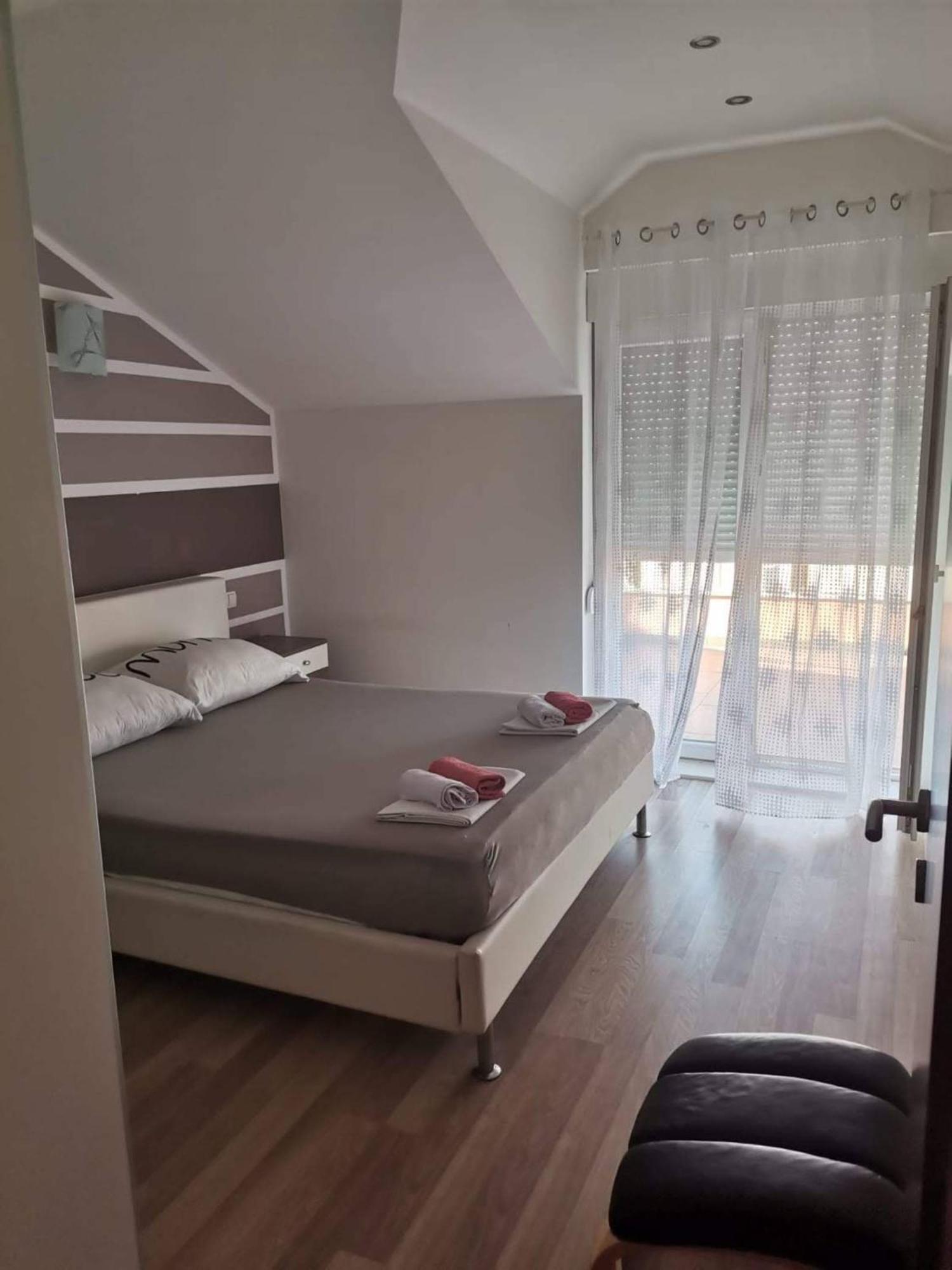 Apartment Lotus Трогір Номер фото