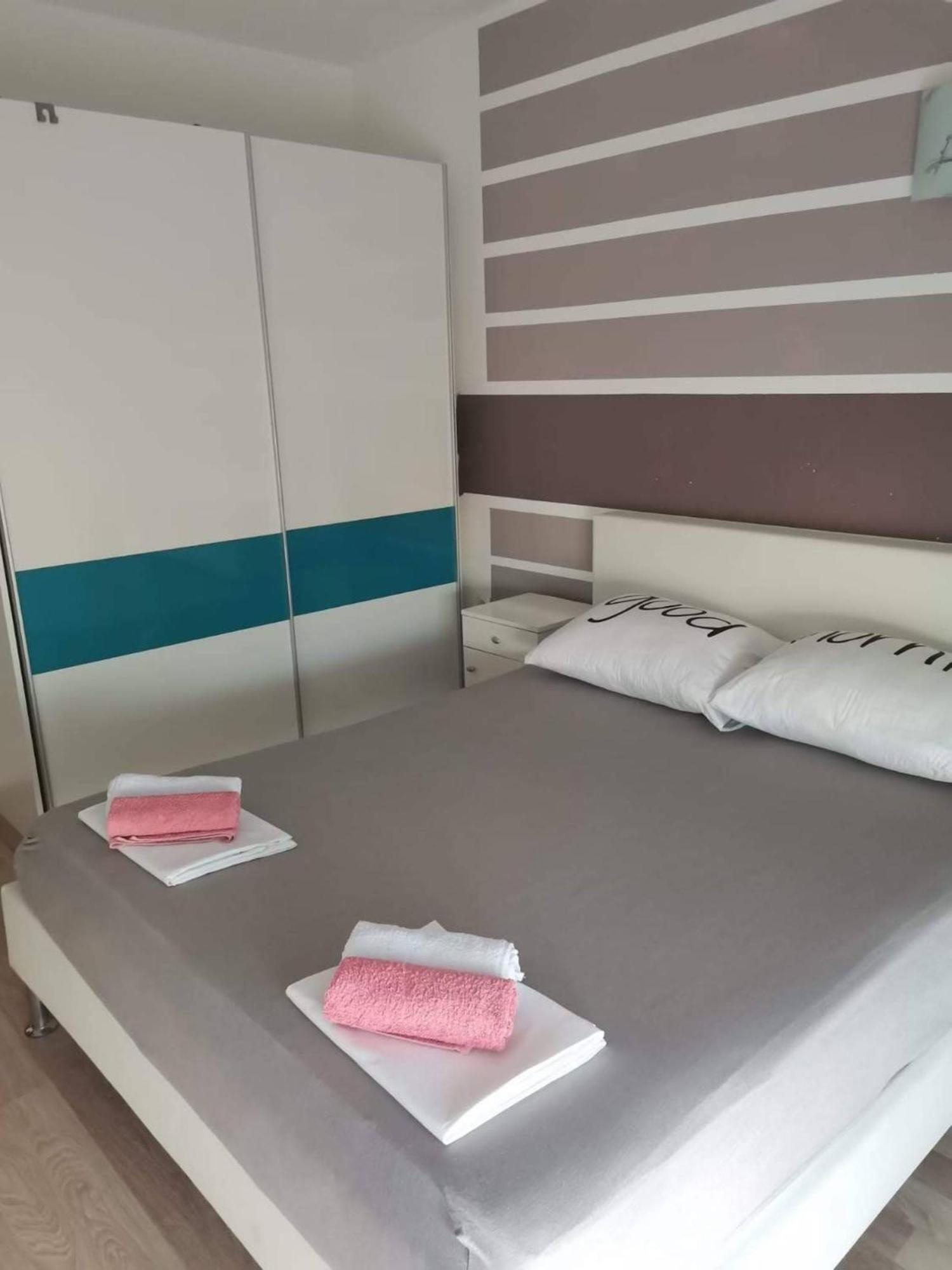 Apartment Lotus Трогір Номер фото