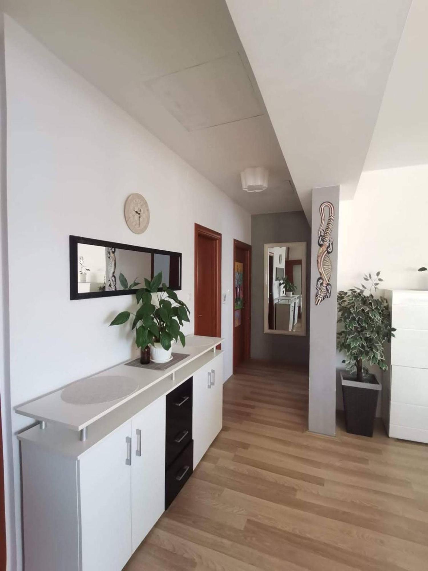 Apartment Lotus Трогір Номер фото
